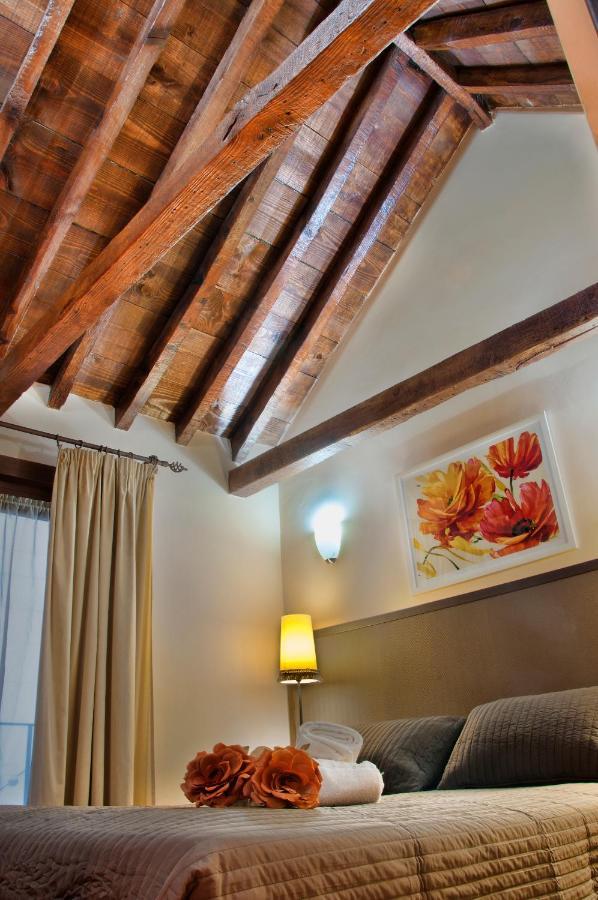 Hostal Alfonso XII By Toledo Ap Екстериор снимка